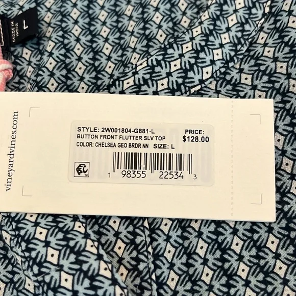 NWT Vineyard Vines Button Front Flutter Sleeve top, size L. - Picture 9 of 10